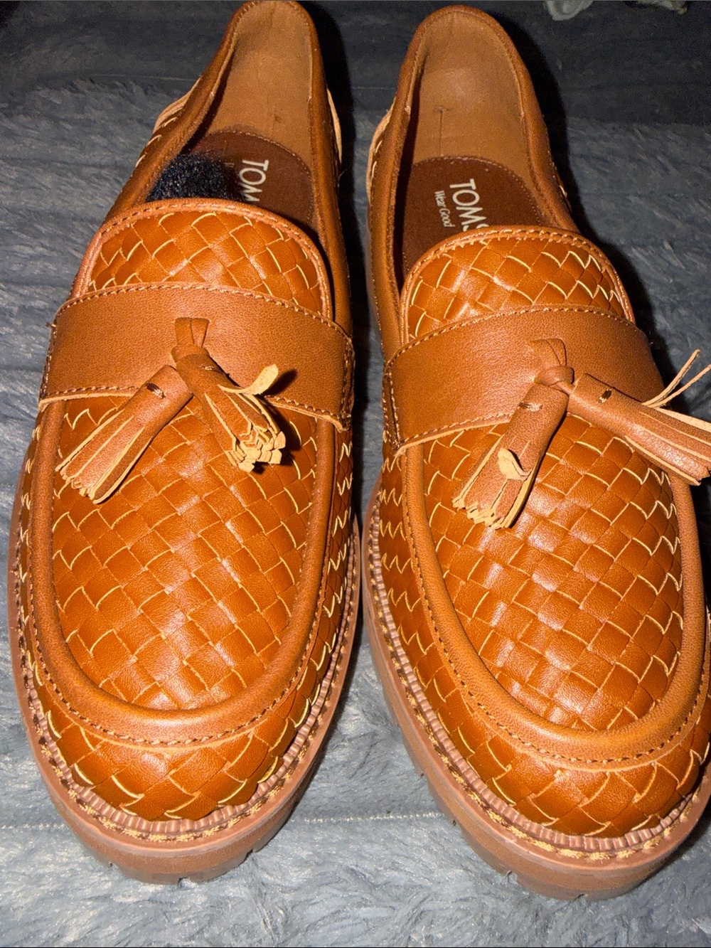 New TOMS women’s leather Brown Woven Leather Tassel Slip-On